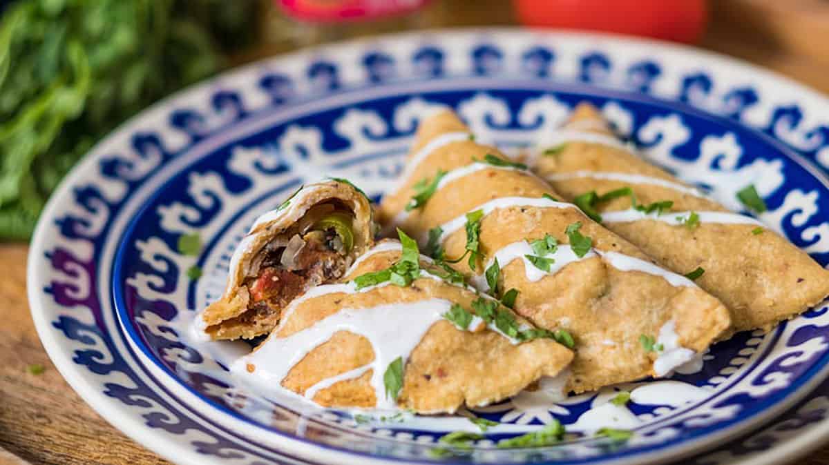 Quesadillas de Huitlacoche y Chicharrón